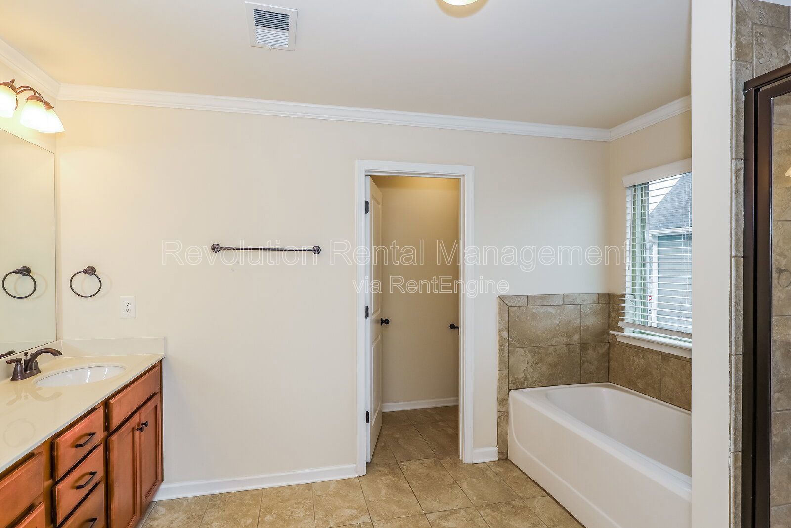 Spacious 4 bed 4 bath home in lovely Douglassville! property image