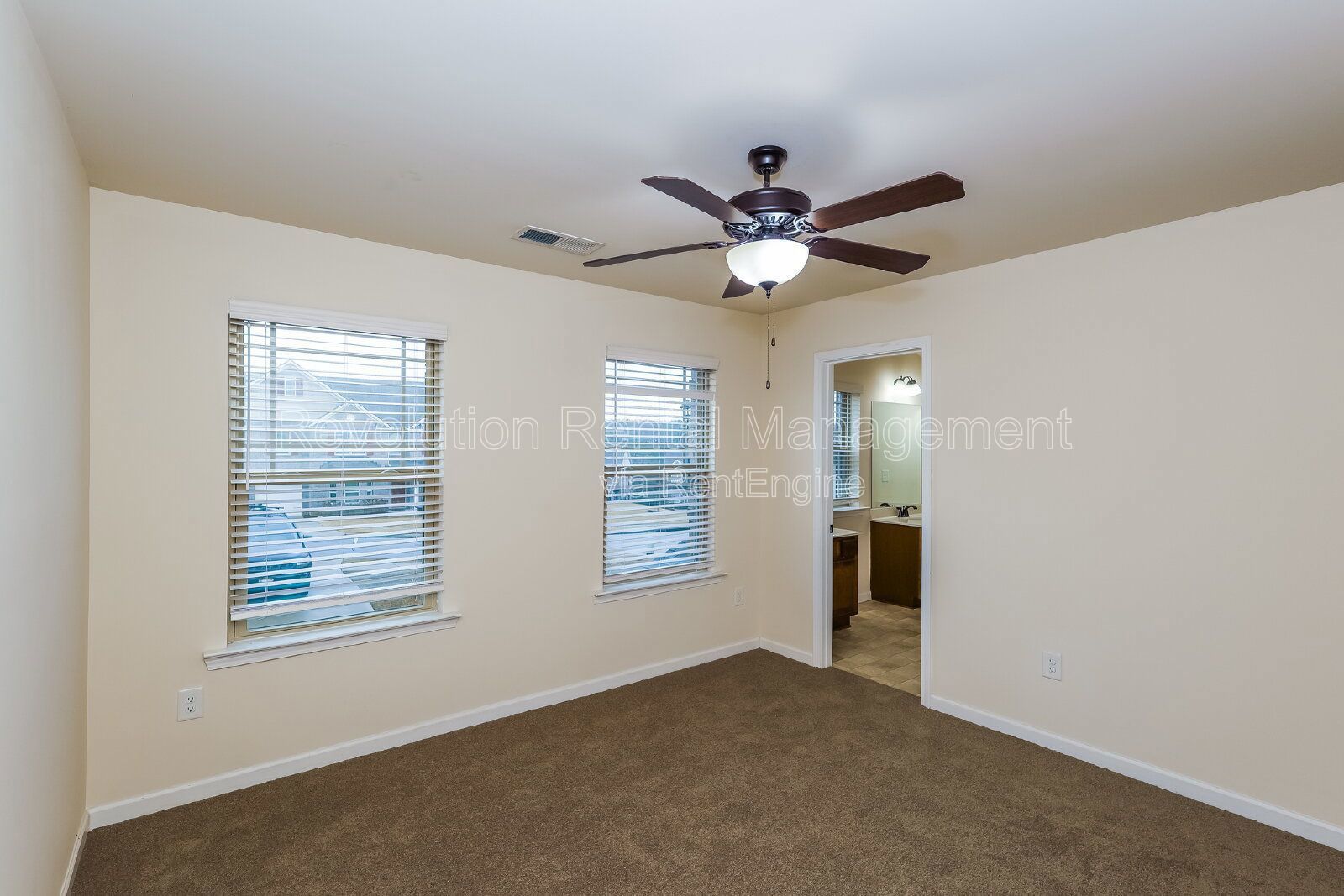 Spacious 4 bed 4 bath home in lovely Douglassville! property image