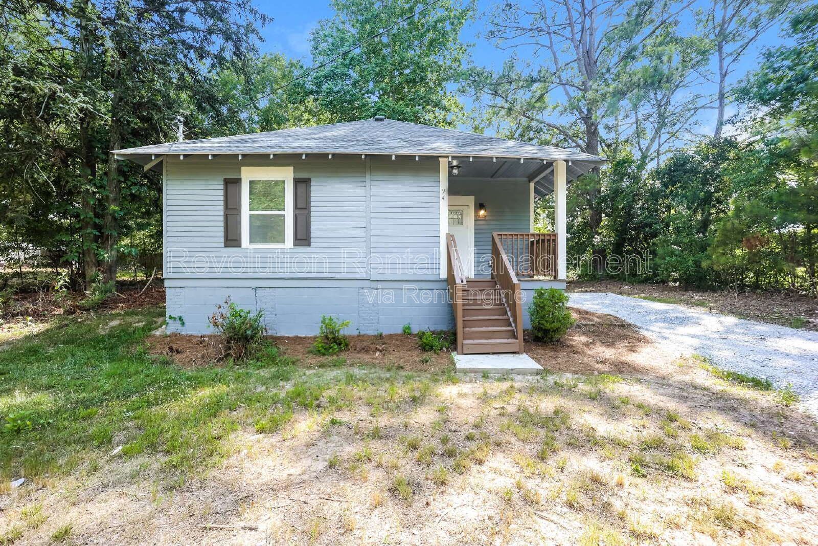 Charming 2-Bedroom Retreat in Newnan – Cozy Comfort at 94 Arnco 2nd St! property image