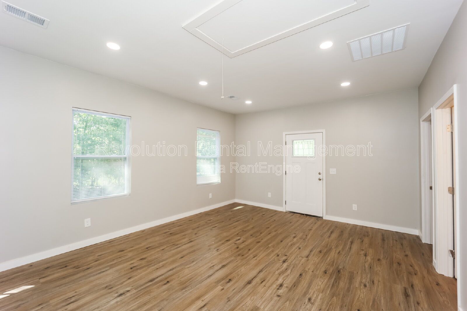 Charming 2-Bedroom Retreat in Newnan – Cozy Comfort at 94 Arnco 2nd St! property image