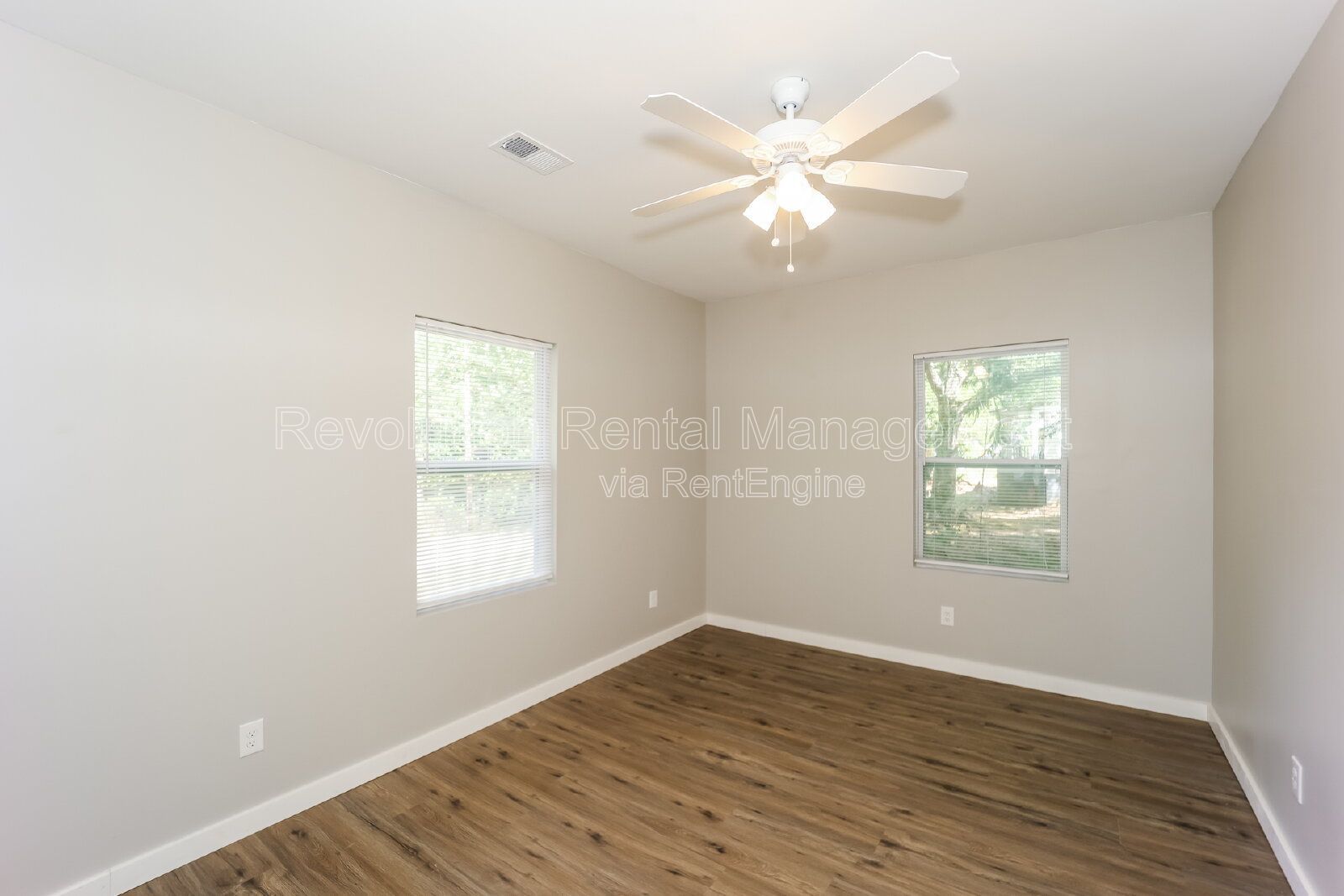 Charming 2-Bedroom Retreat in Newnan – Cozy Comfort at 94 Arnco 2nd St! property image