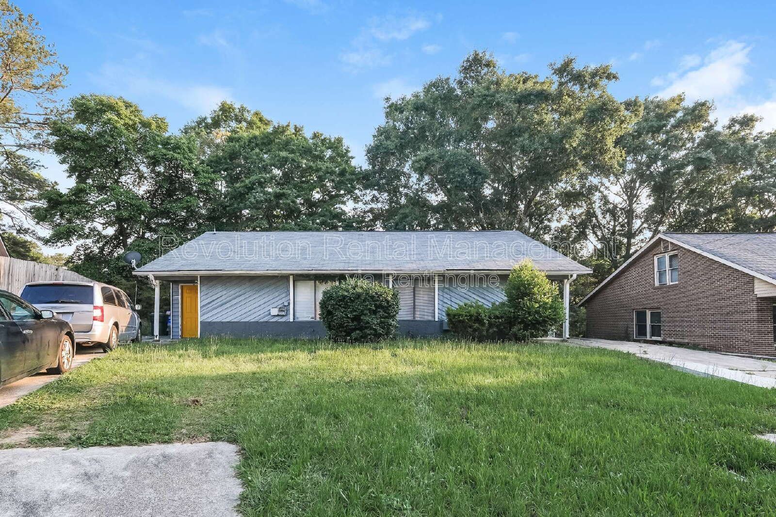 Charming One-Story Duplex in Conyers - 2BR/1BA with Fenced Yard Near Major Highways property image