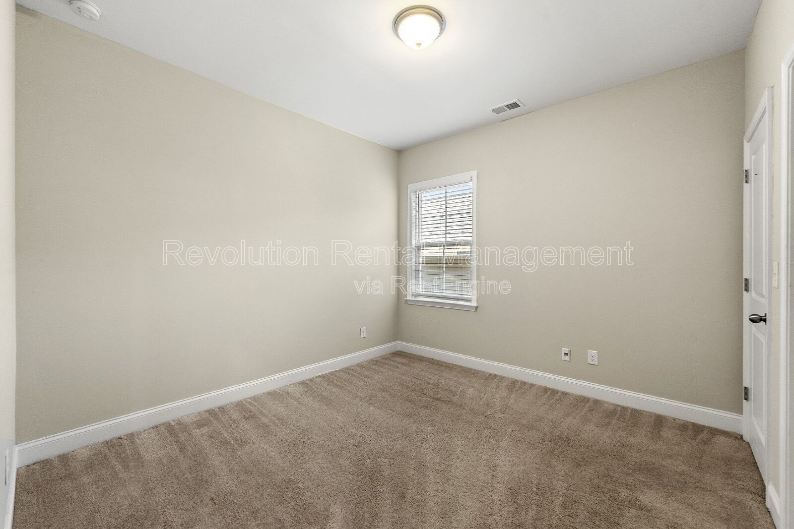 Stunning 2492 Sq Ft New Construction Home in Hedges Park - Built 2021 property image