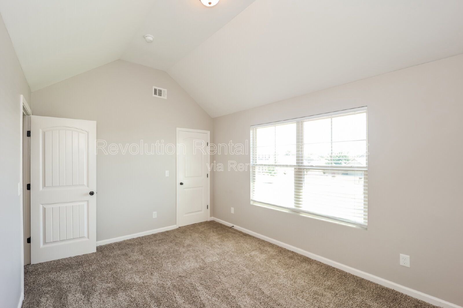 Two-Story Home with 2-Car Garage & Fireplace in Stonebriar property image