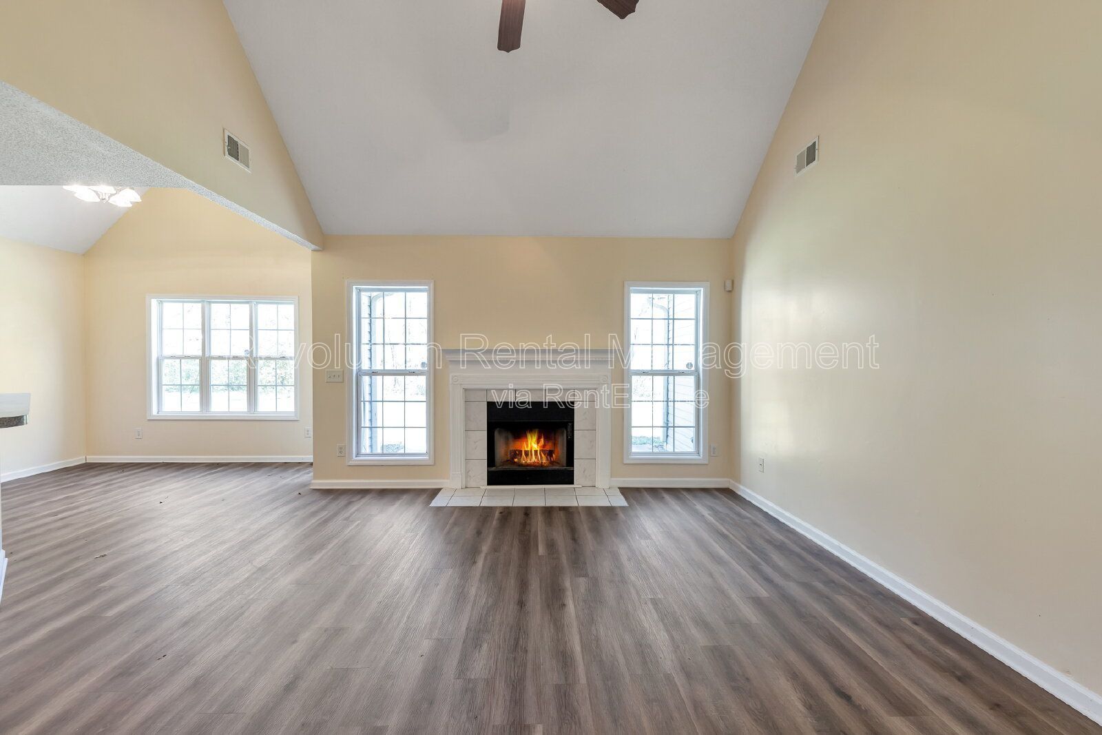 Two-Story 1,609 Sq Ft Home with Hardwood Floors & Fireplace in Vineyard Ridge — Griffin, GA property image