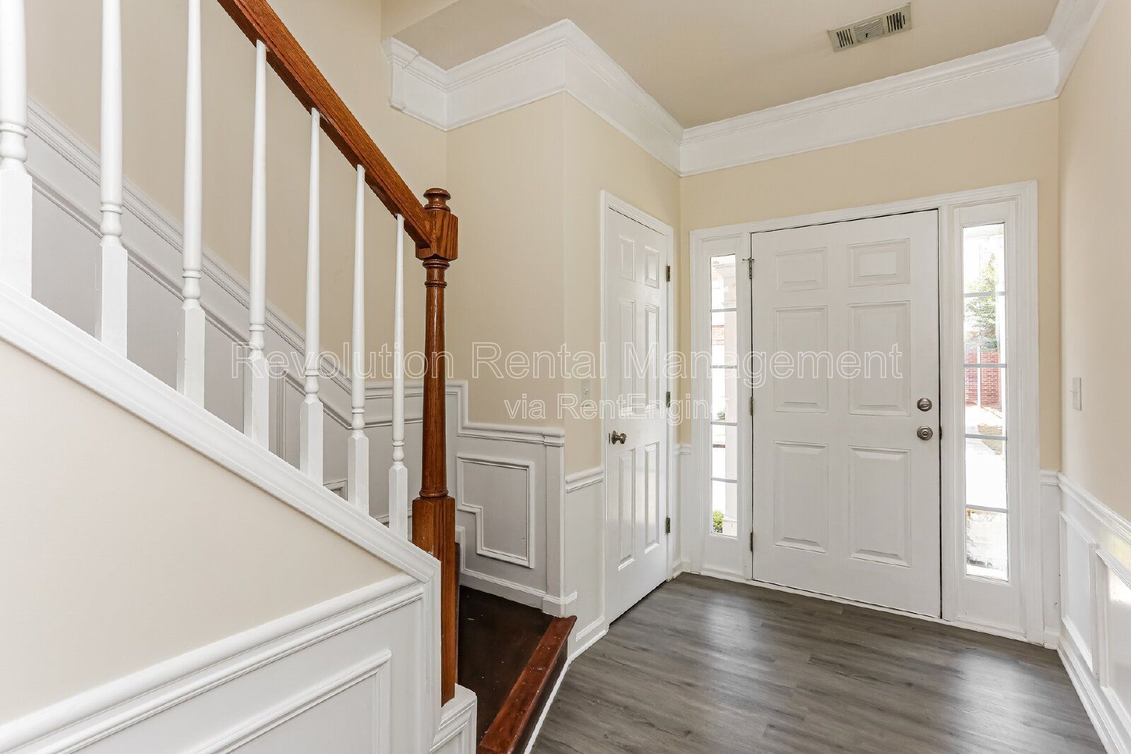 3-Bed, 3-Floor Townhouse with Hardwood Floors & Garage in Alpharetta's Whittington Community property image