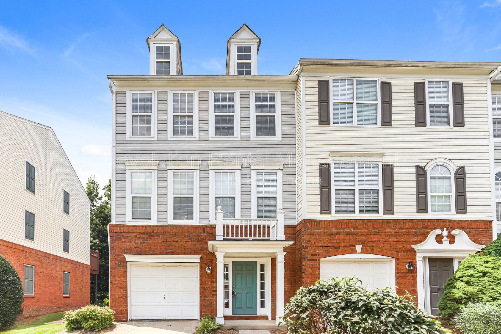 3-Bed, 3-Floor Townhouse with Hardwood Floors & Garage in Alpharetta's Whittington Community property image
