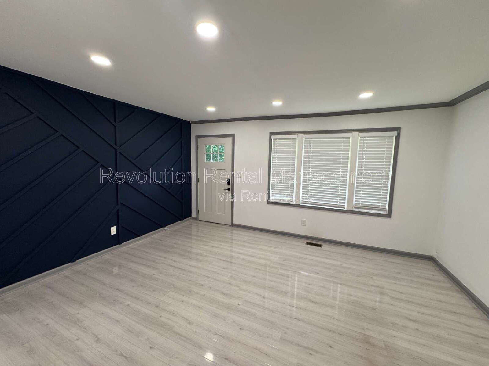 3-Bed, 2-Bath Ranch Home with Hardwood Floors & Deck in Atlanta, GA 30331 property image