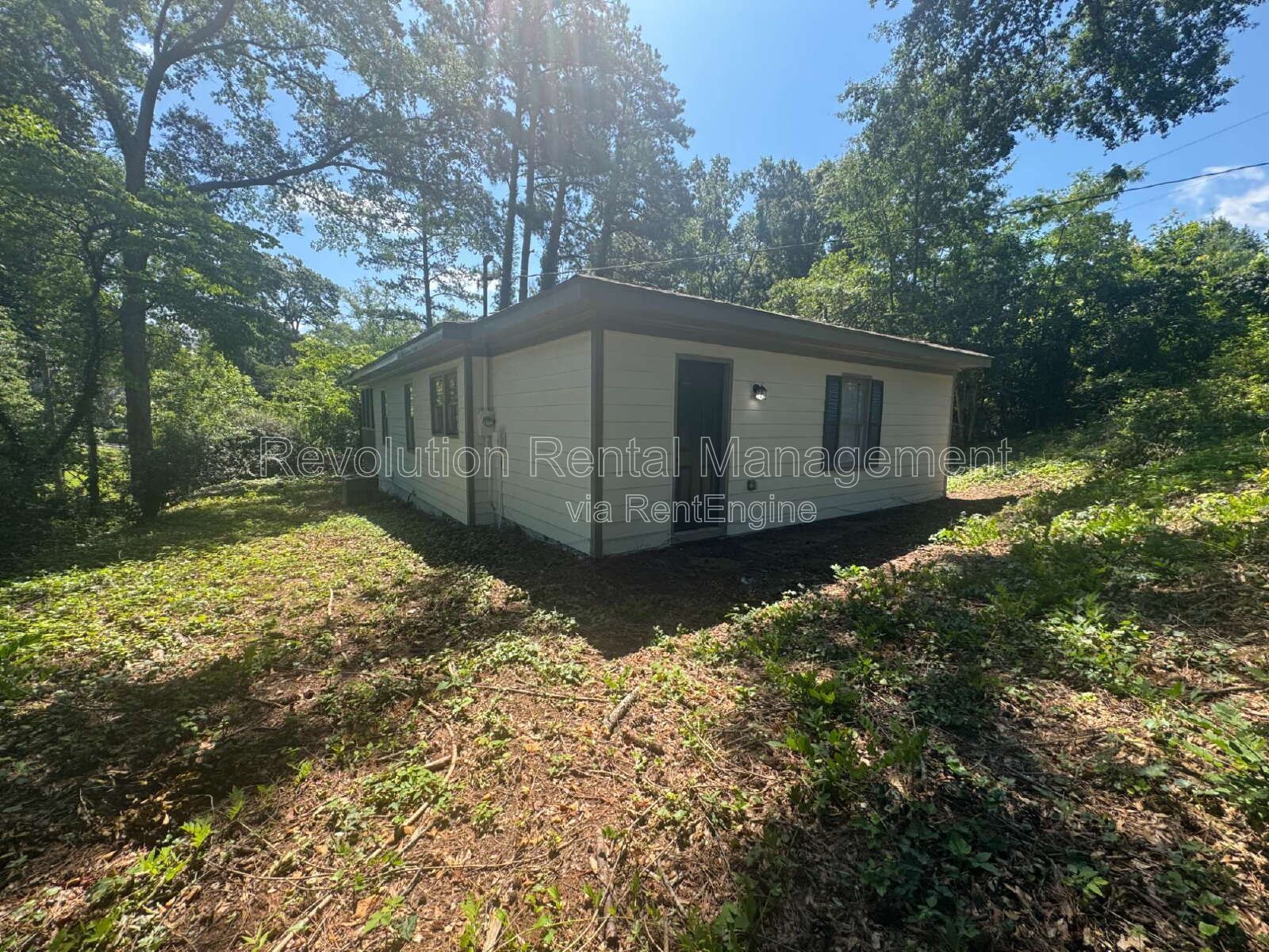 Charming 1948 Bungalow on Chattahoochee Street | Hardwood Floors, Deck & Porch in Roswell, GA property image