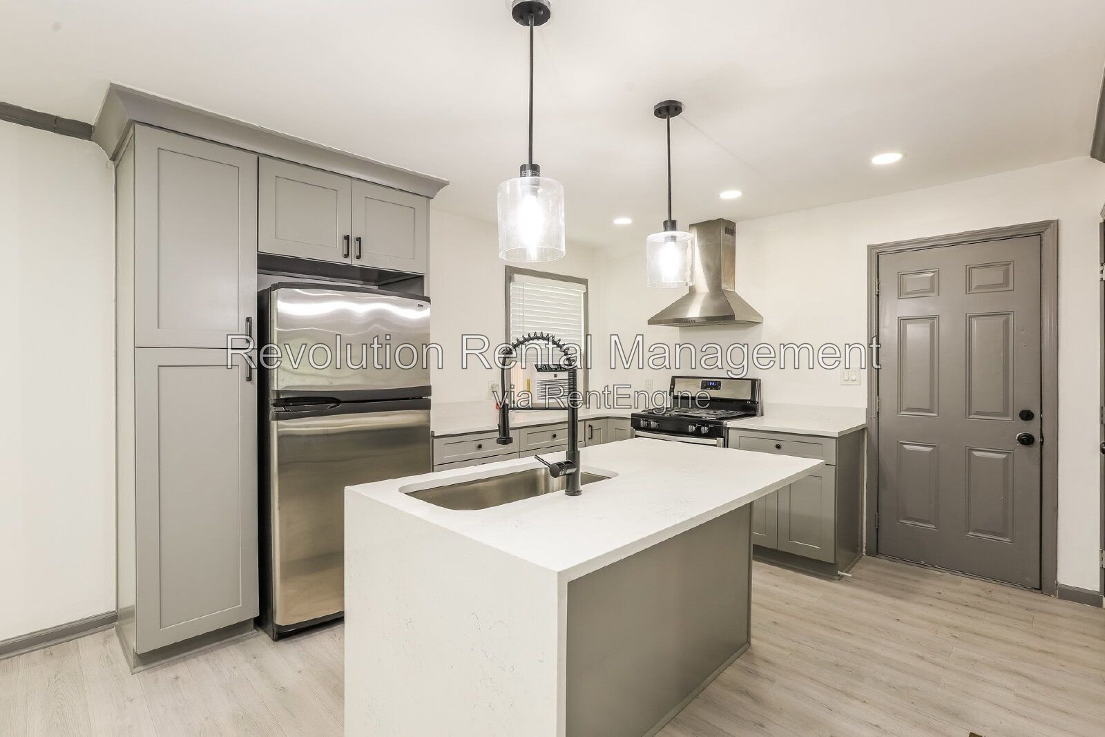 3-Bed, 2-Bath Ranch Home with Hardwood Floors & Deck in Atlanta, GA 30331 property image