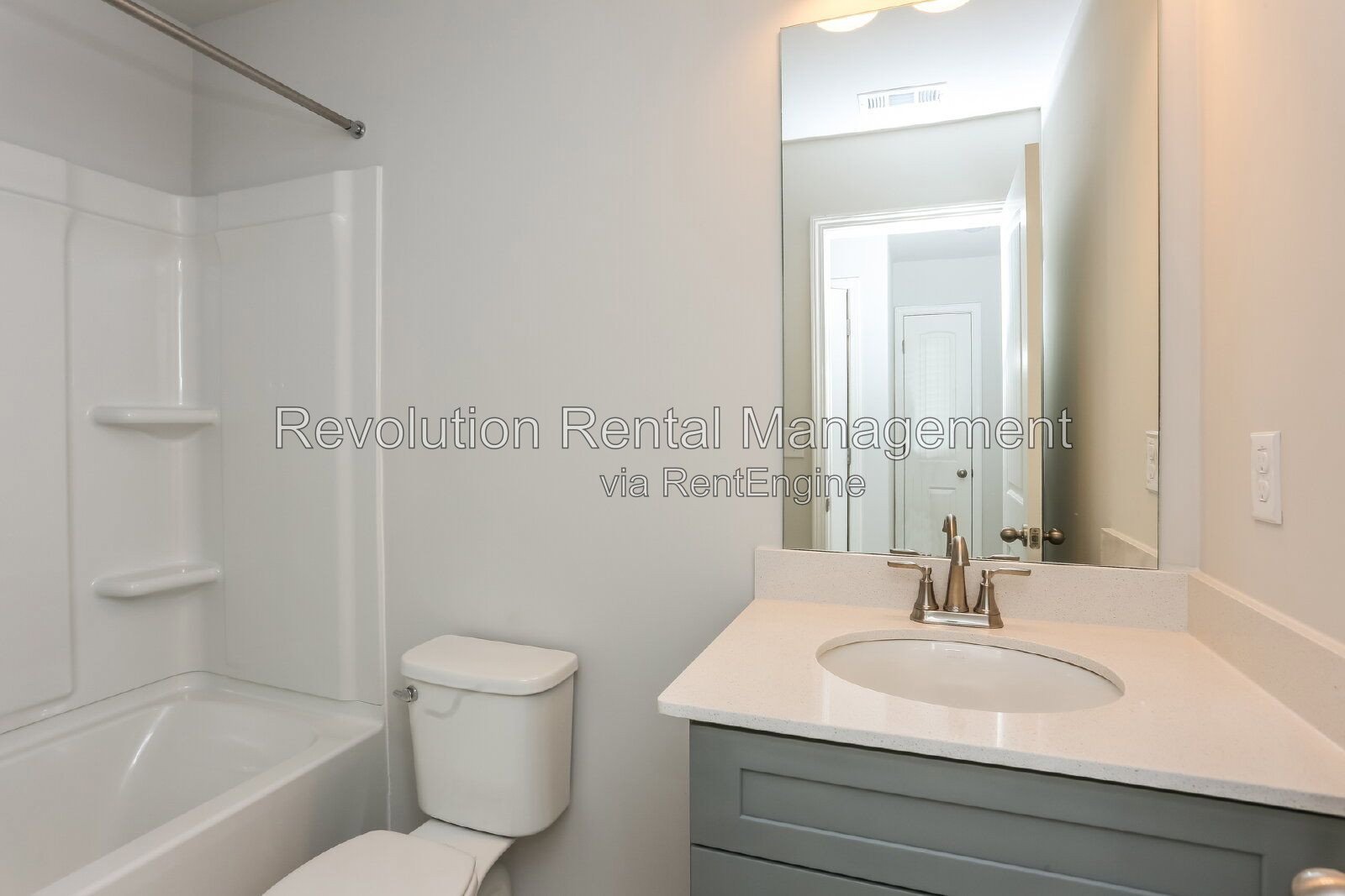 2023-Built Townhouse in Monticello | Garage, Hardwood Floors & Patio | Minutes to I-75 & I-285 property image