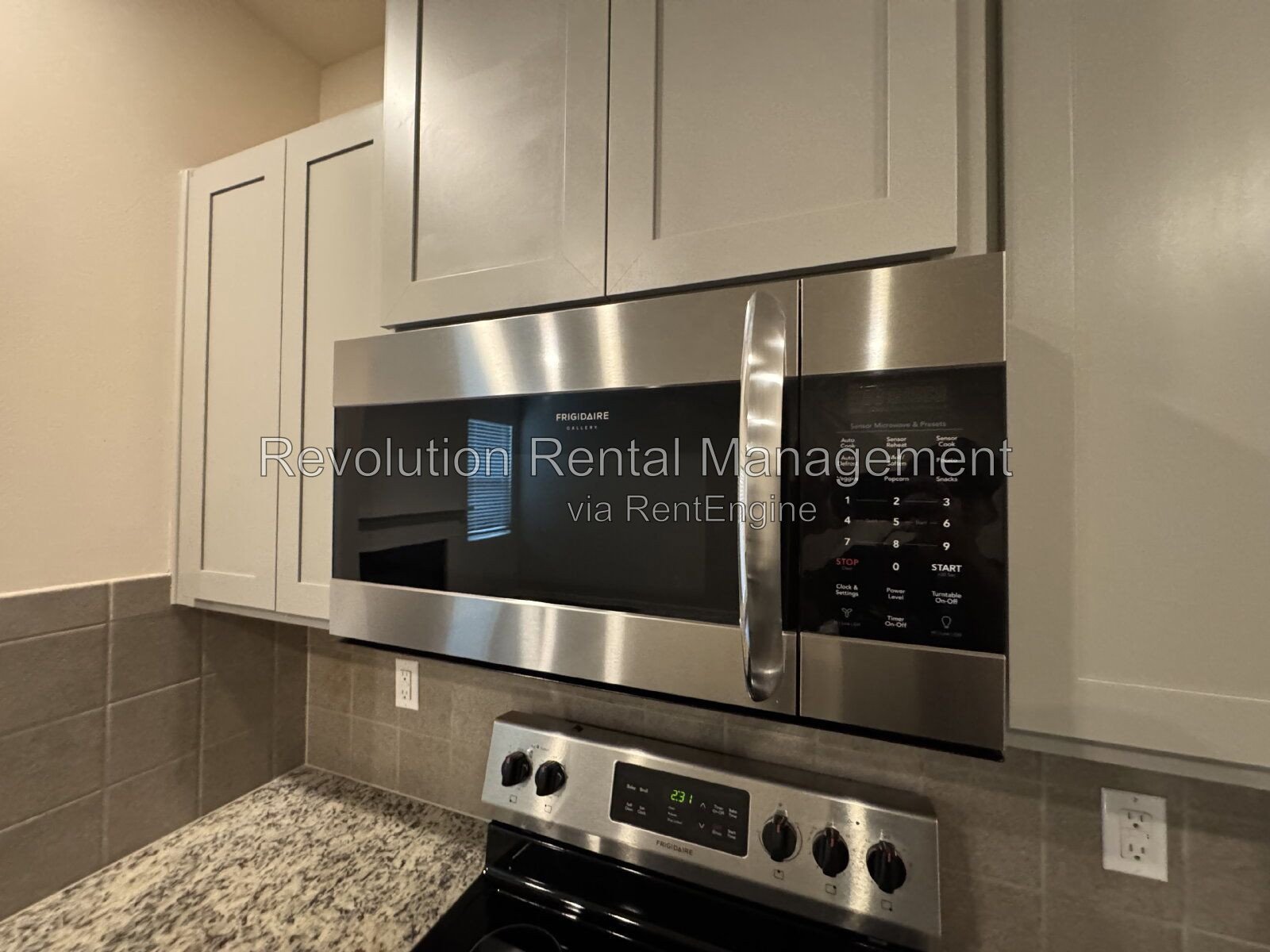 2020-Built Townhouse in Newnan | Garage, Fireplace & Lawn Care Included property image