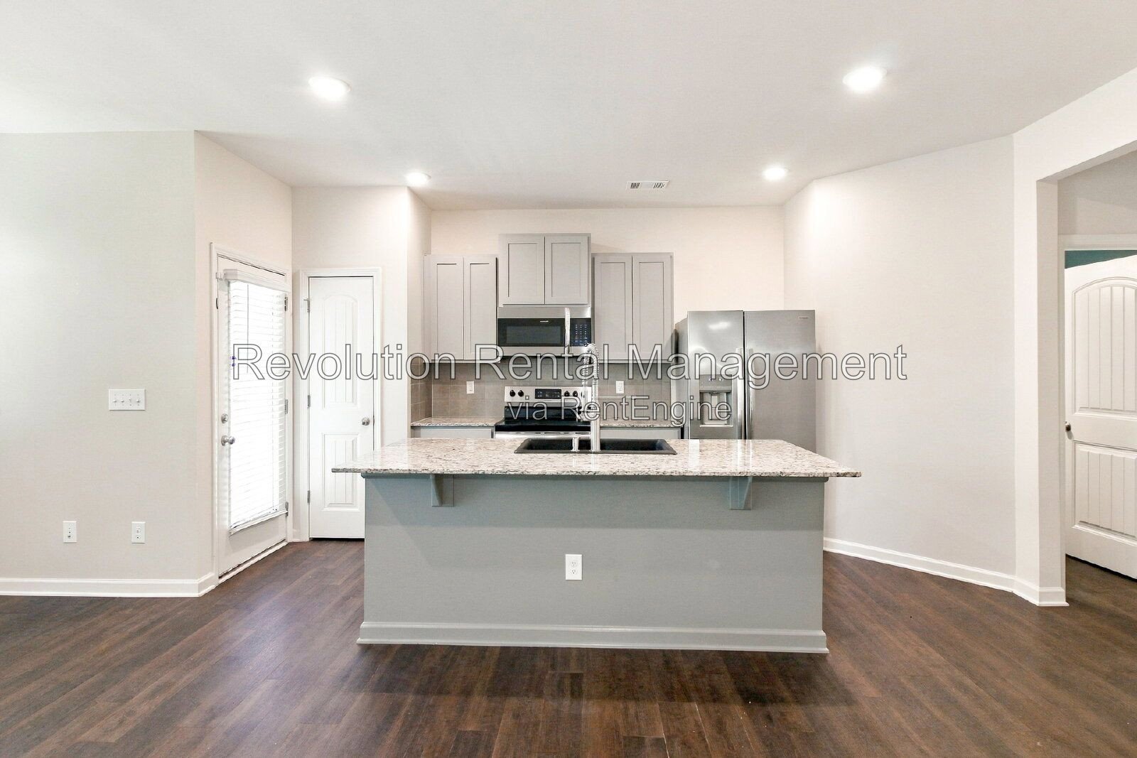 2020-Built Townhouse in Newnan | Garage, Fireplace & Lawn Care Included property image