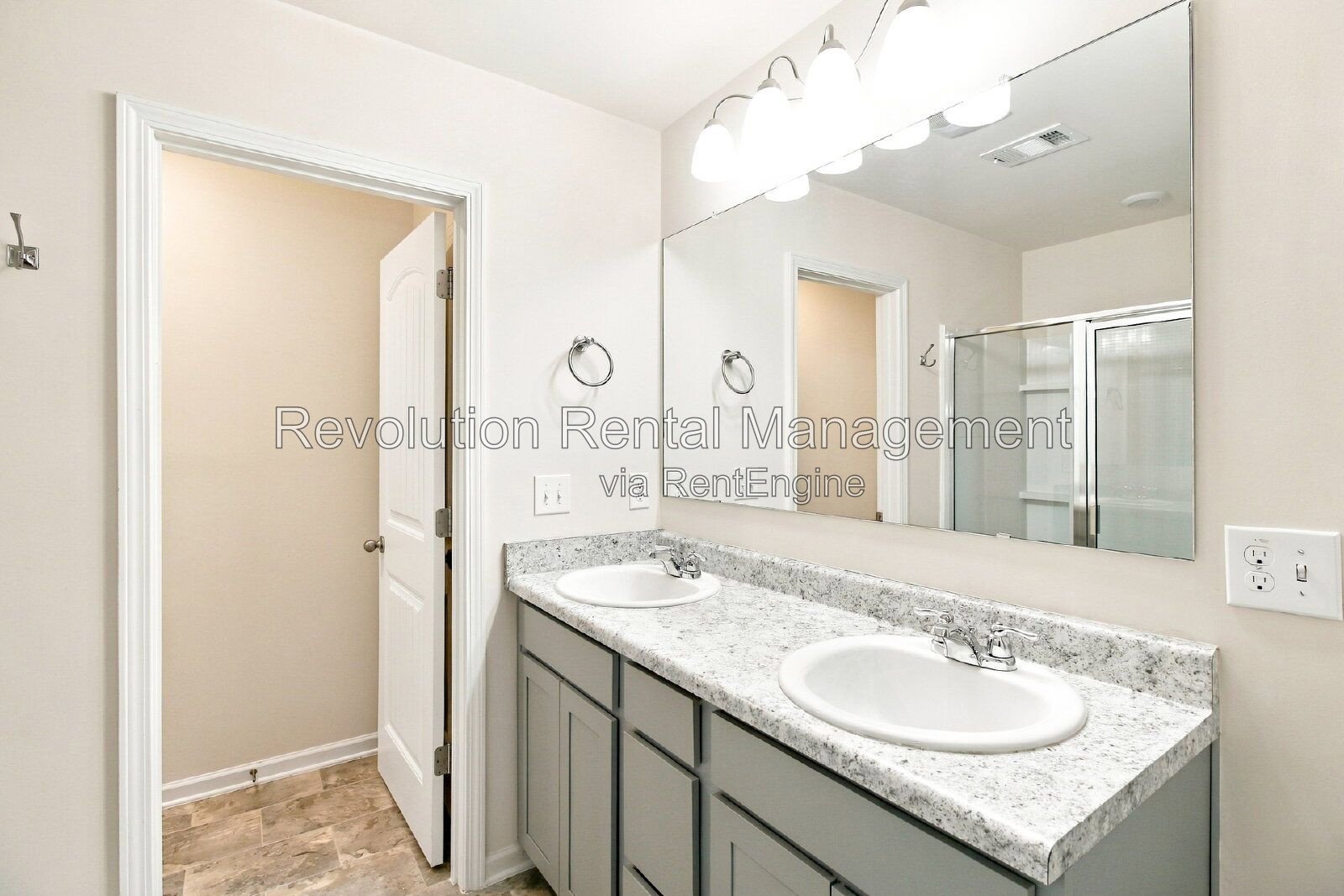 2020-Built Townhouse in Newnan | Garage, Fireplace & Lawn Care Included property image