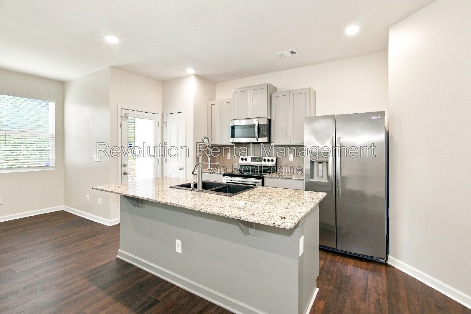 2020-Built Townhouse in Newnan | Garage, Fireplace & Lawn Care Included property image