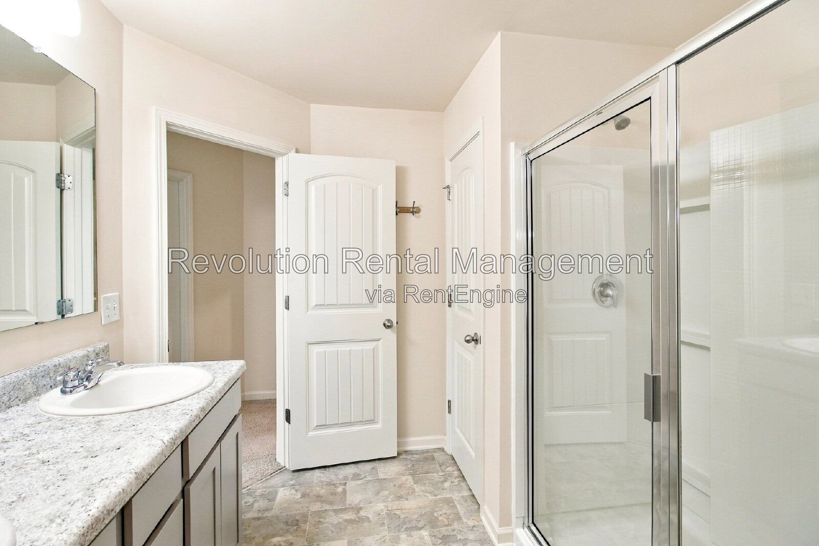 2020-Built Townhouse in Newnan | Garage, Fireplace & Lawn Care Included property image