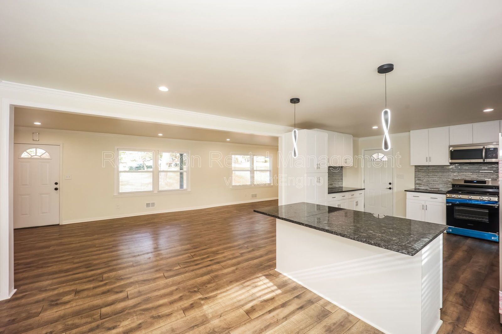 3702 Chesapeake way property image