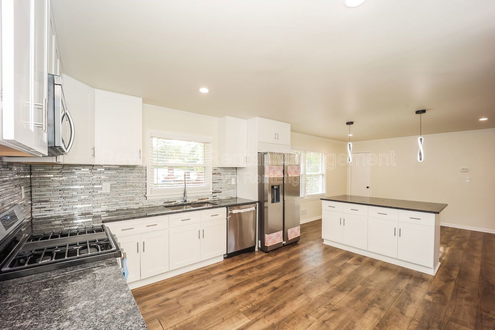 3702 Chesapeake way property image