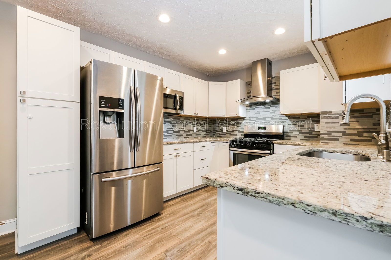 1027 Mandalay Ct SW property image