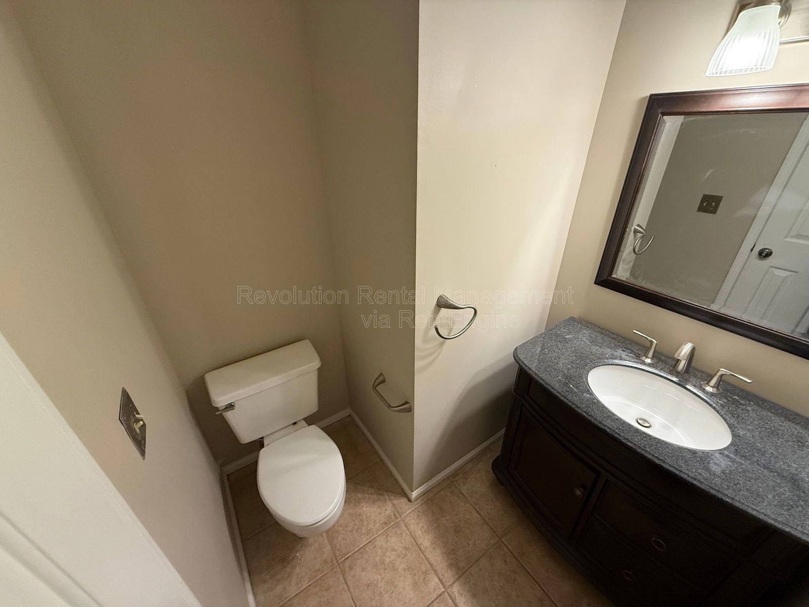 1679 Hickory wood Ct property image