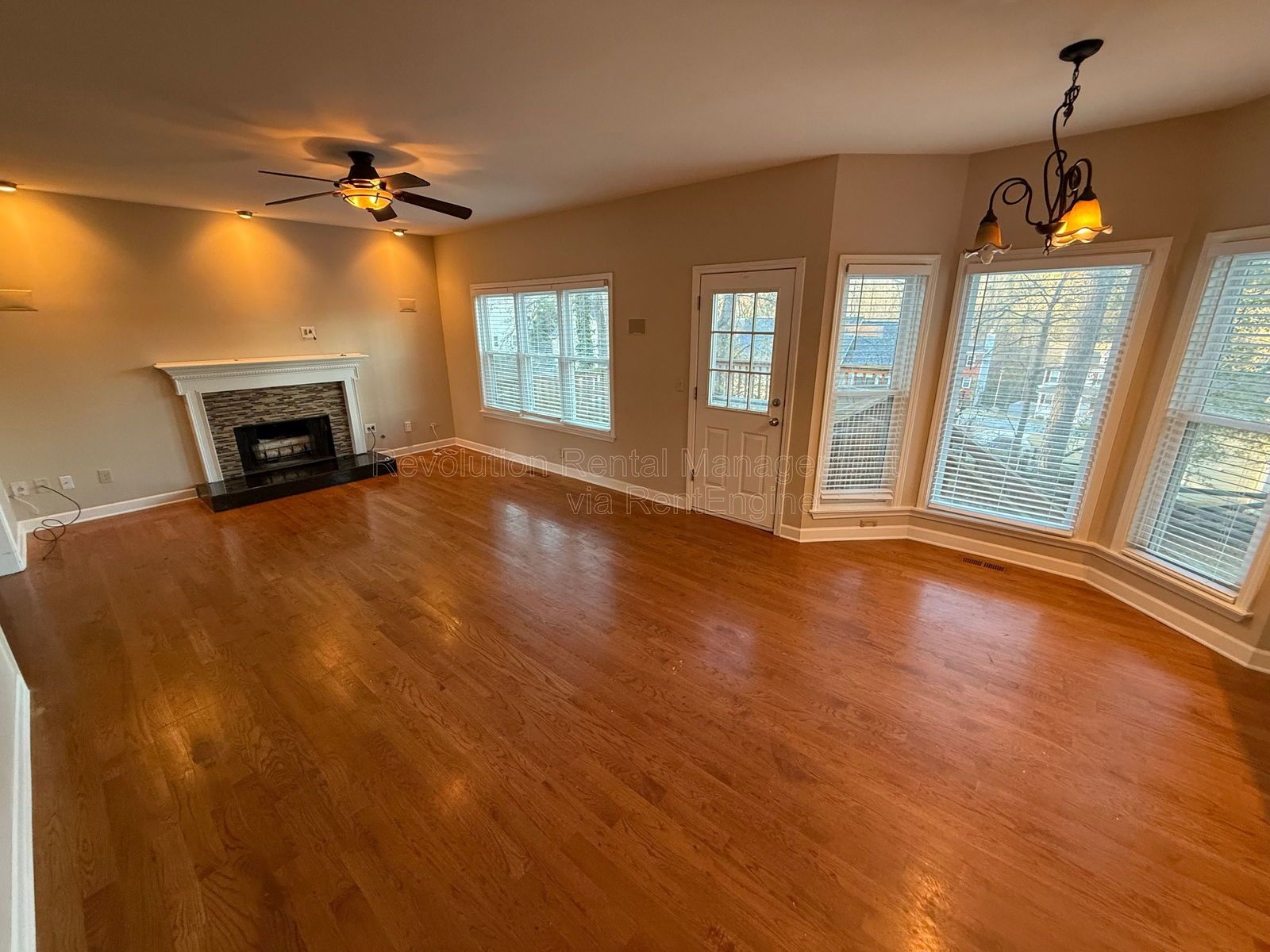 1679 Hickory wood Ct property image