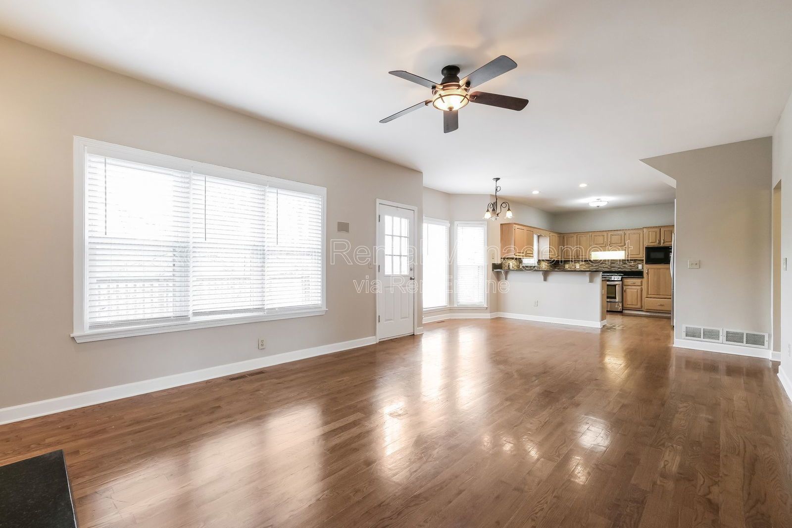 1679 Hickory wood Ct property image