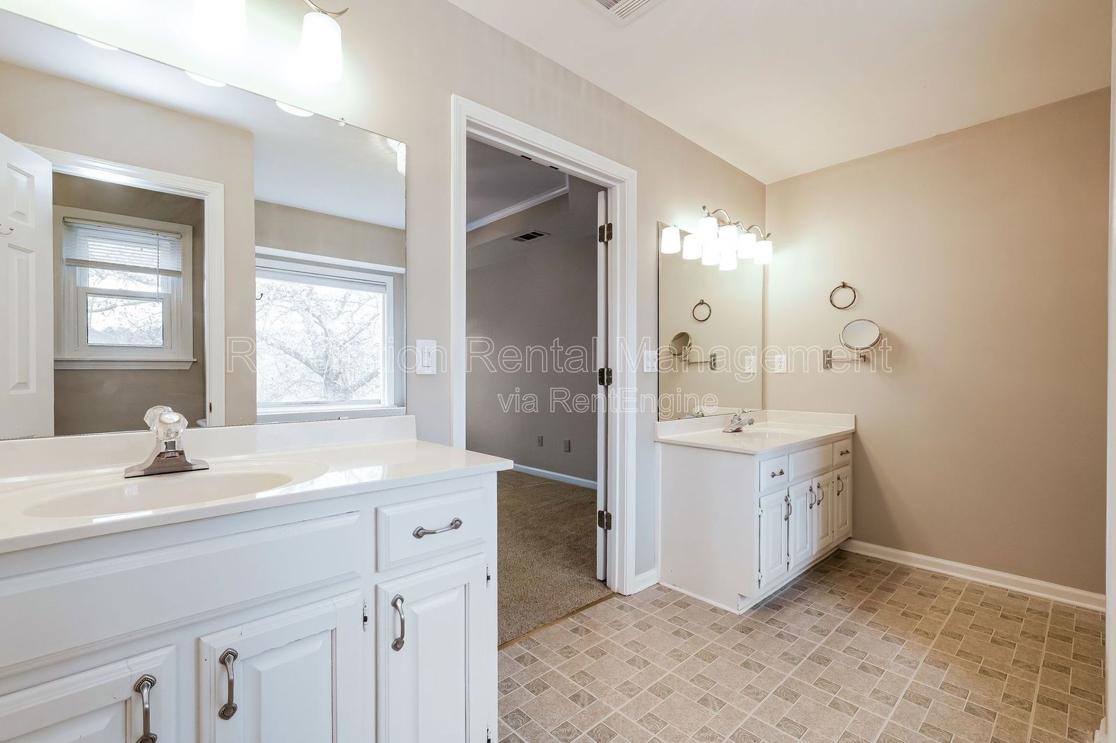 1679 Hickory wood Ct property image