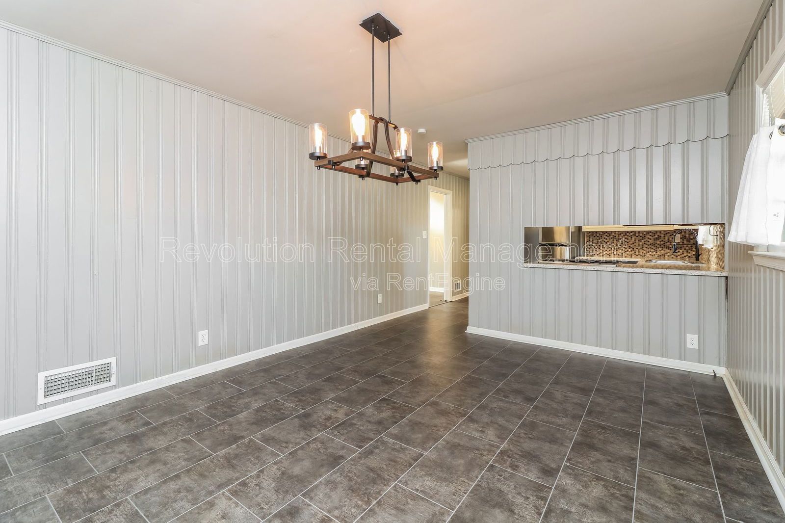 24 Chestnut Dr property image