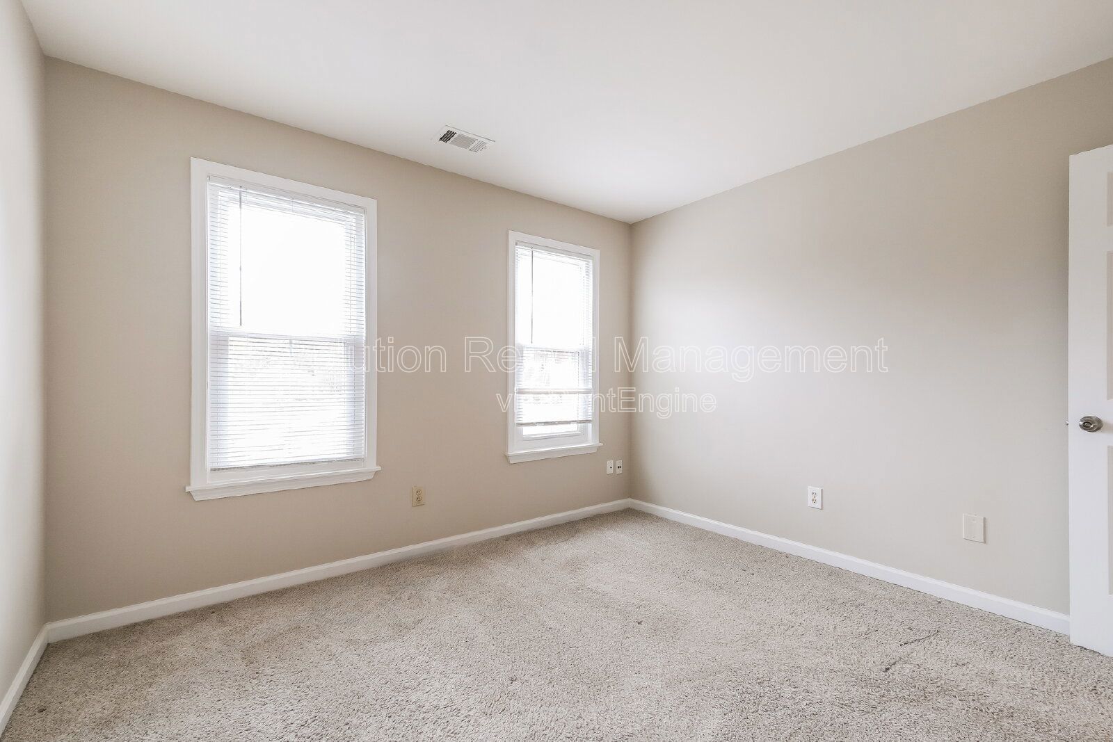 Spacious 5 bdrm in Lawrenceville! property image