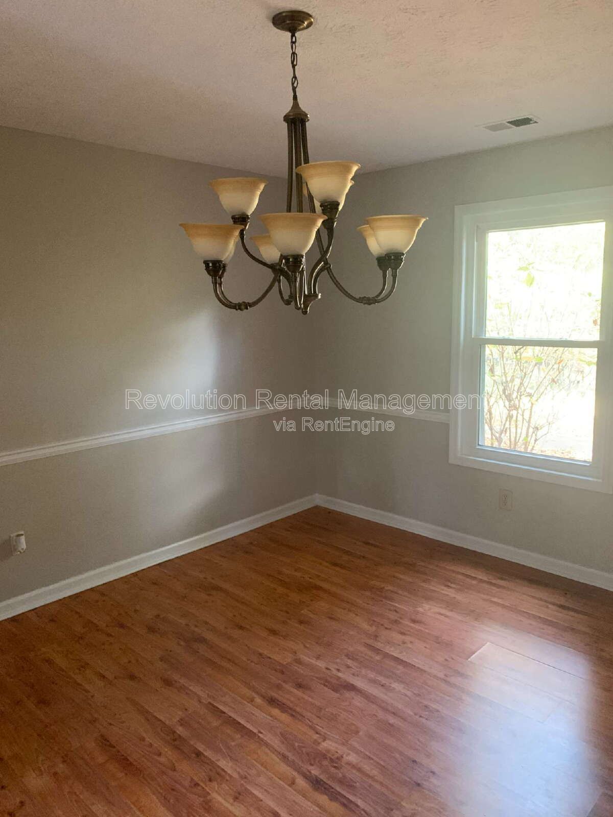 *Secluded Ranch-Style Home on 21 Acres of Serenity property image