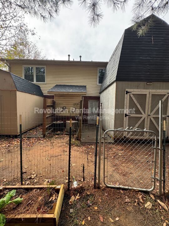 Charming 2 bdrm 3 bath in Norcross! property image