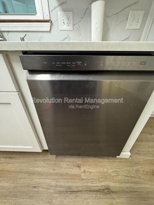 Charming 2 bdrm 3 bath in Norcross! property image