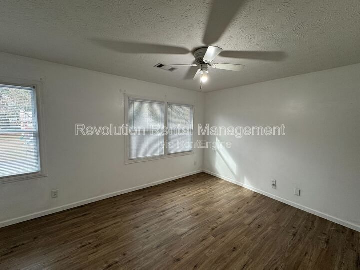 Charming 2 bdrm 3 bath in Norcross! property image