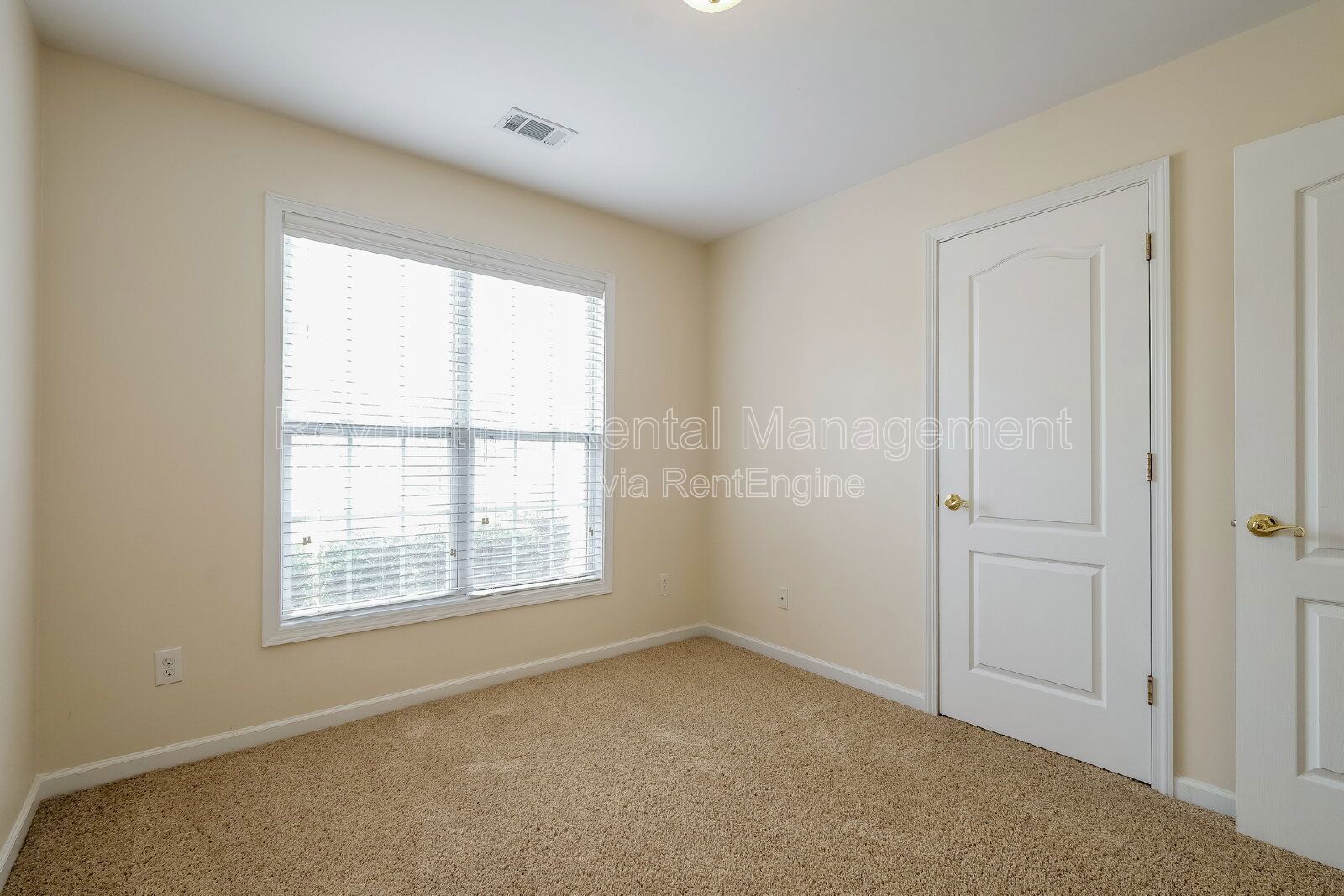 Charming 3bdrm 2bath in lovely Lawrenceville! property image