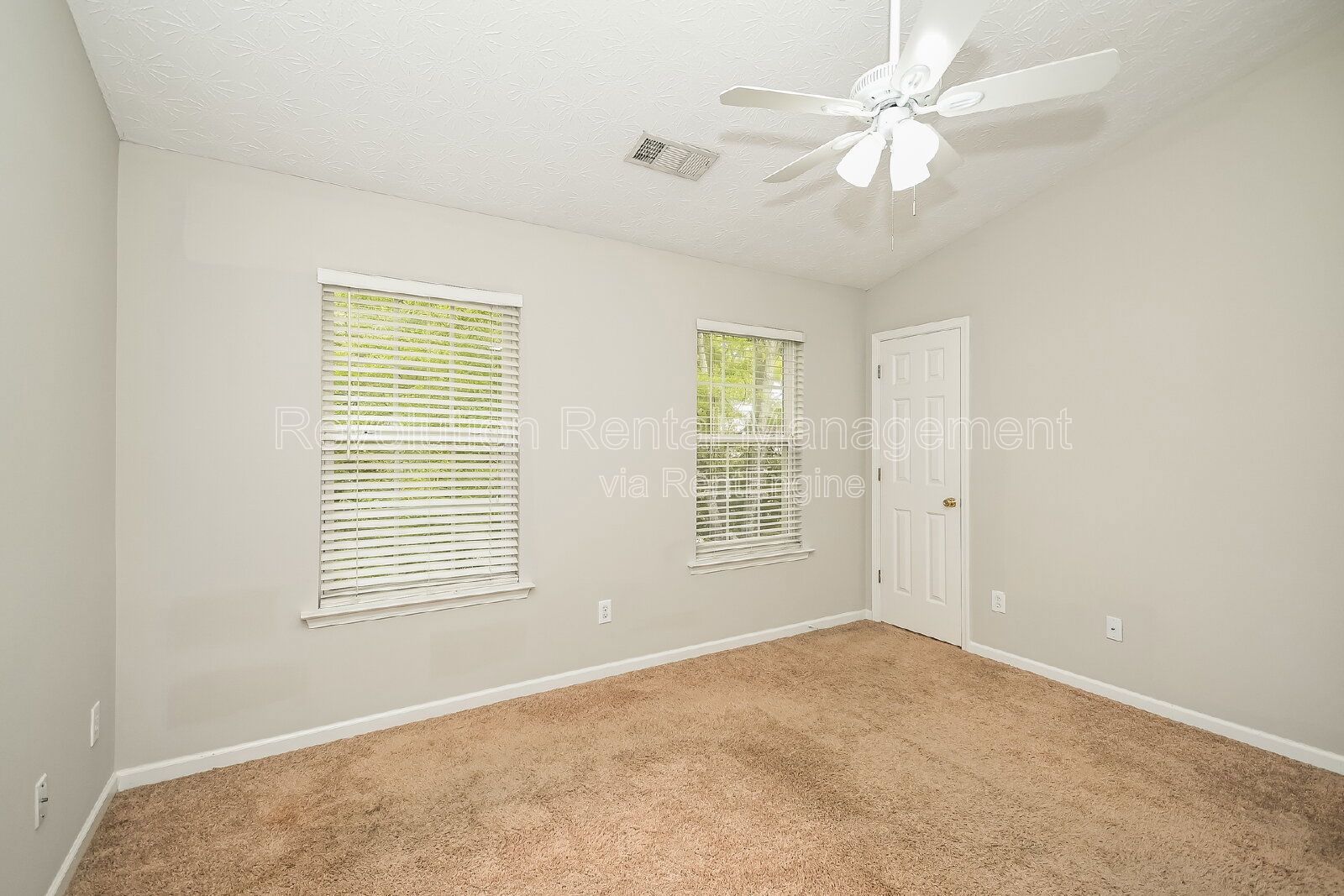 Beautiful 4 Bedroom, 3 Bath Home for Rent in Woodstock property image