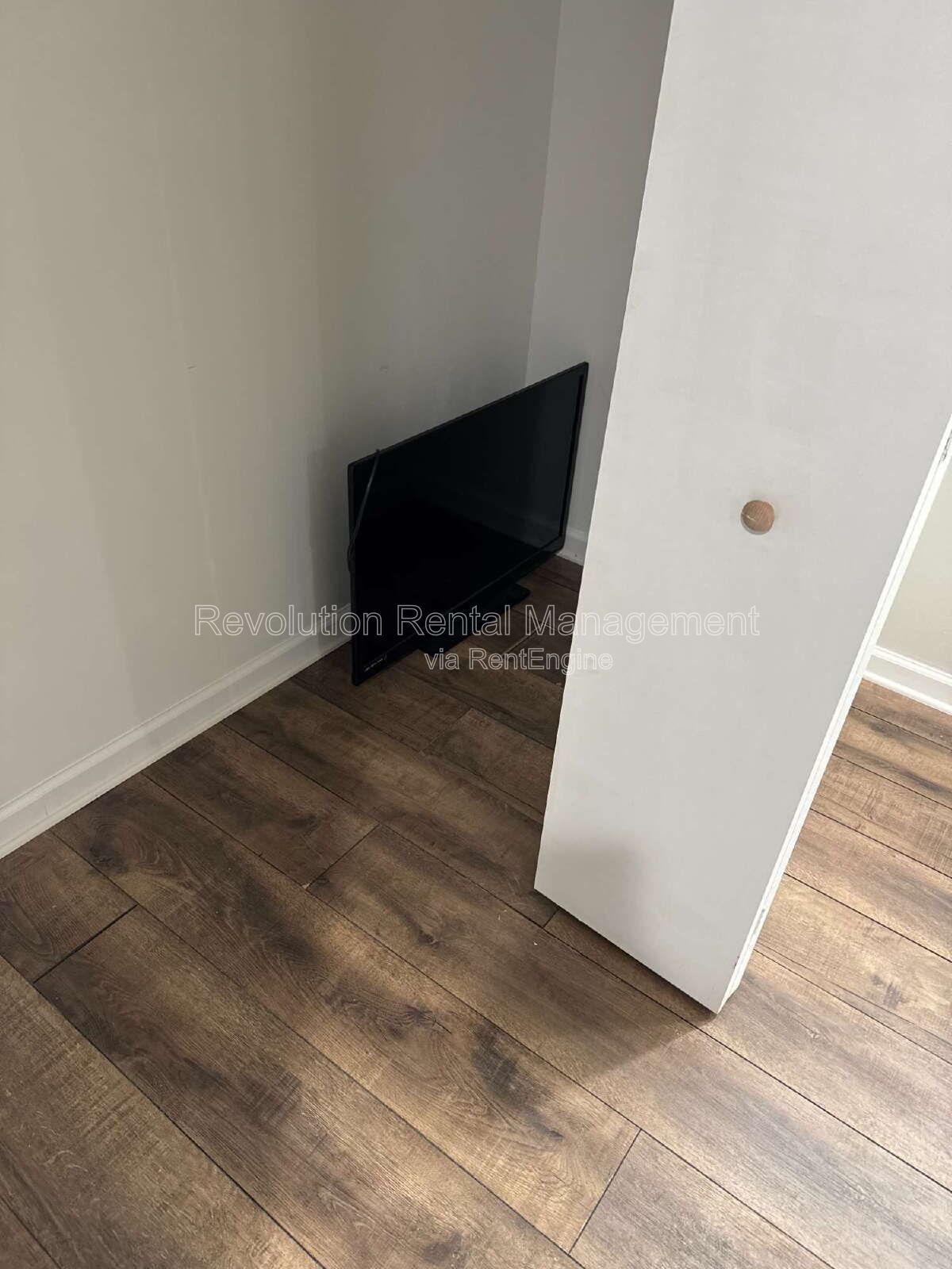 Updated 3-Bedroom Home with Finished Basement in East Point property image