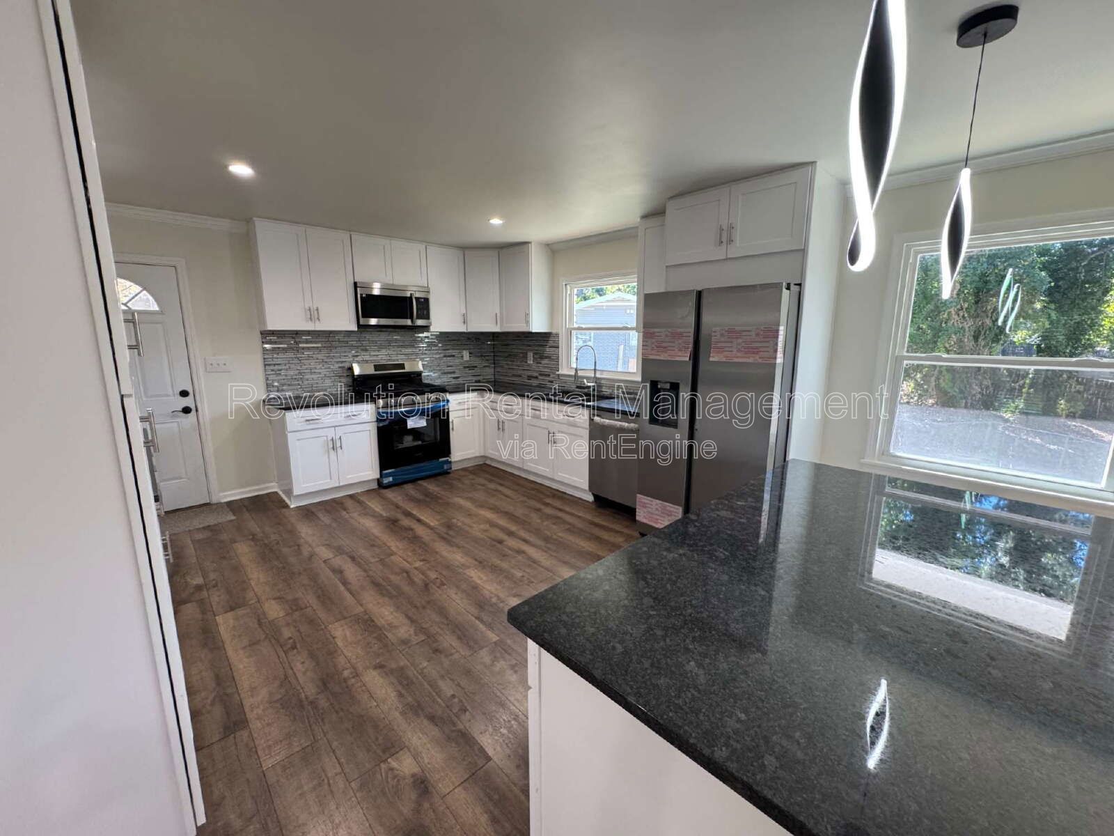 Updated 3-Bedroom Home with Finished Basement in East Point property image